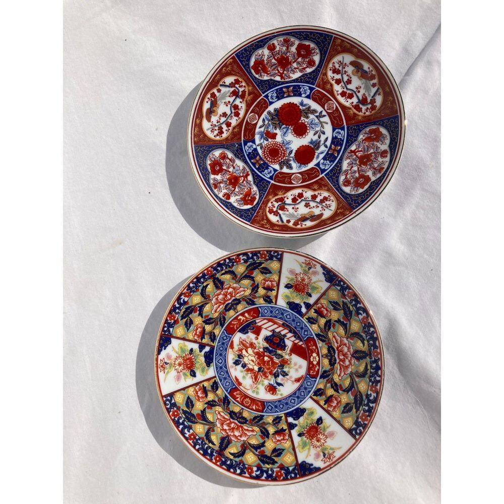 Set of 2  Vintage Japanese Imari Plates Floral Bird Design 6.5" Diameter Gilded